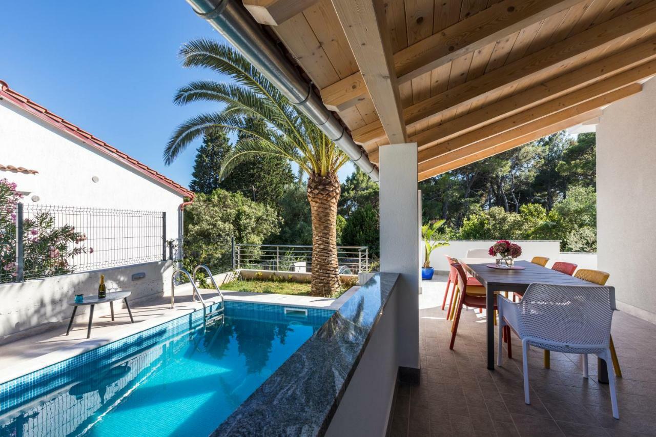 Villa Artaturi Mali Losinj Exterior photo