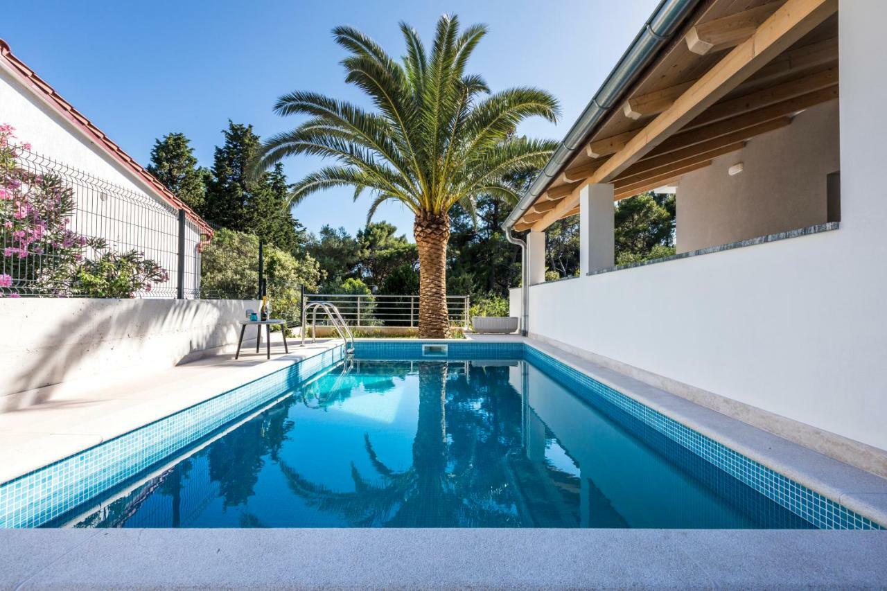 Villa Artaturi Mali Losinj Exterior photo